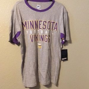 Minnesota Vikings Football Mens T shirt Size Large Brand Hands High